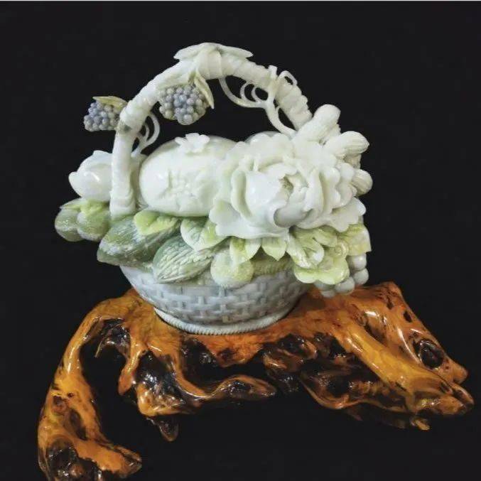 翡翠谷手镯中国四大名玉竟有两个版本？！绿松石和蓝田玉之争谁能更胜一筹？  第8张