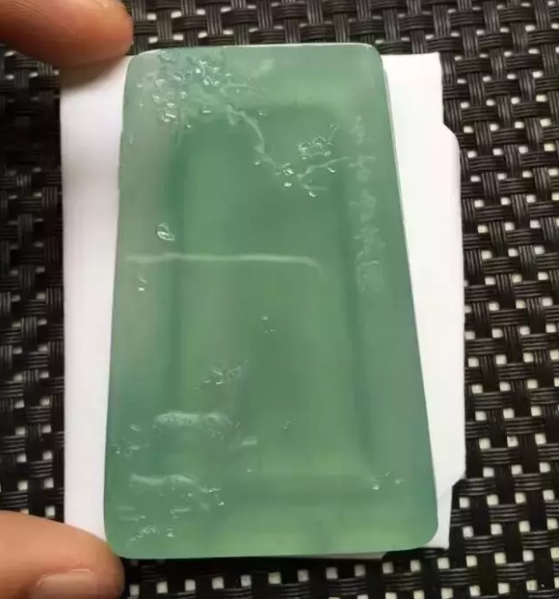 男的带和田玉还是翡翠翡翠特殊品种芙蓉种价值如何呢? 第7张