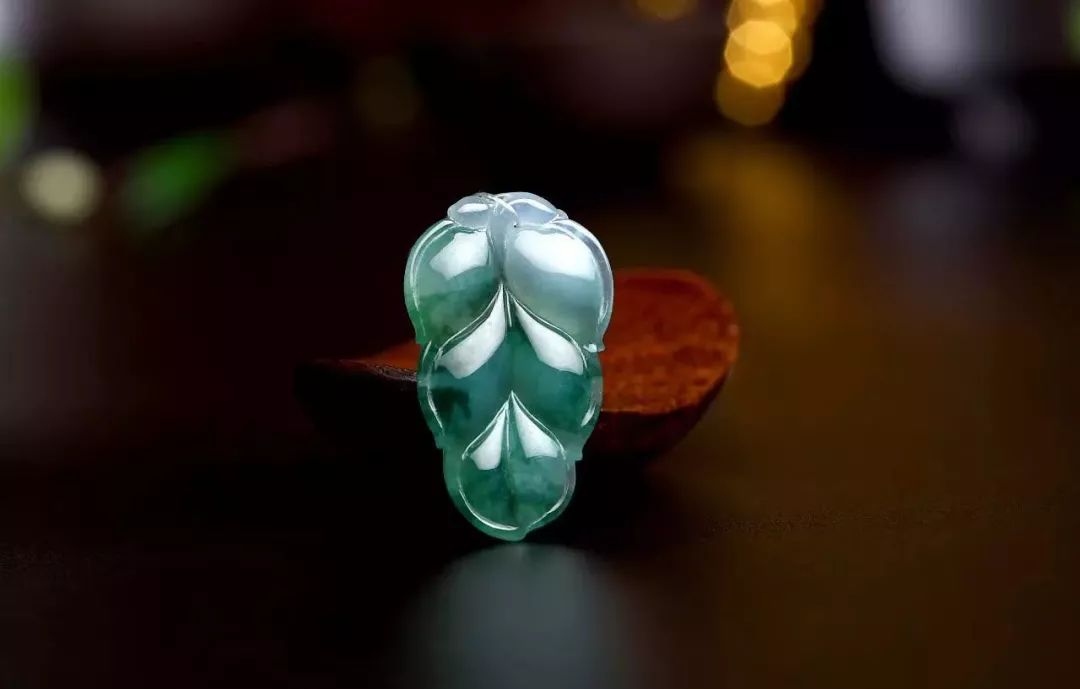 20万的翡翠手镯翡翠开始变得不值钱了？很多翡翠商已经不想卖翡翠了！  第8张