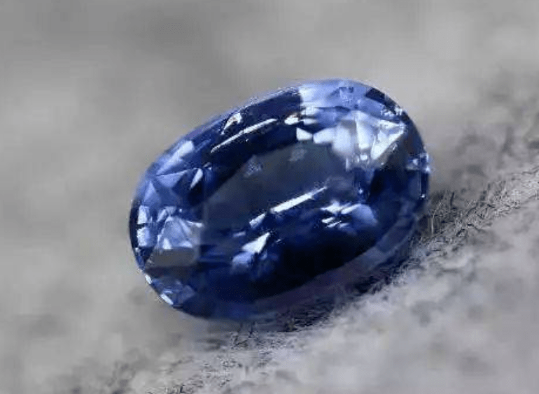 哪些宝石首饰价格合适而又美丽大方？  第8张