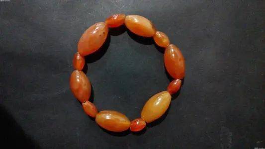 翡翠戒指几种颜色5年暴涨超百倍，跻身为大众的掌中宝！它凭什么？  第8张