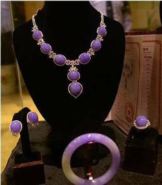 八年前买的翡翠如今涨价十倍！原来它才是潜力股！  第9张