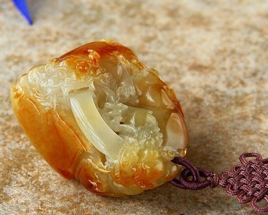 这么“黄”的翡翠？  第10张