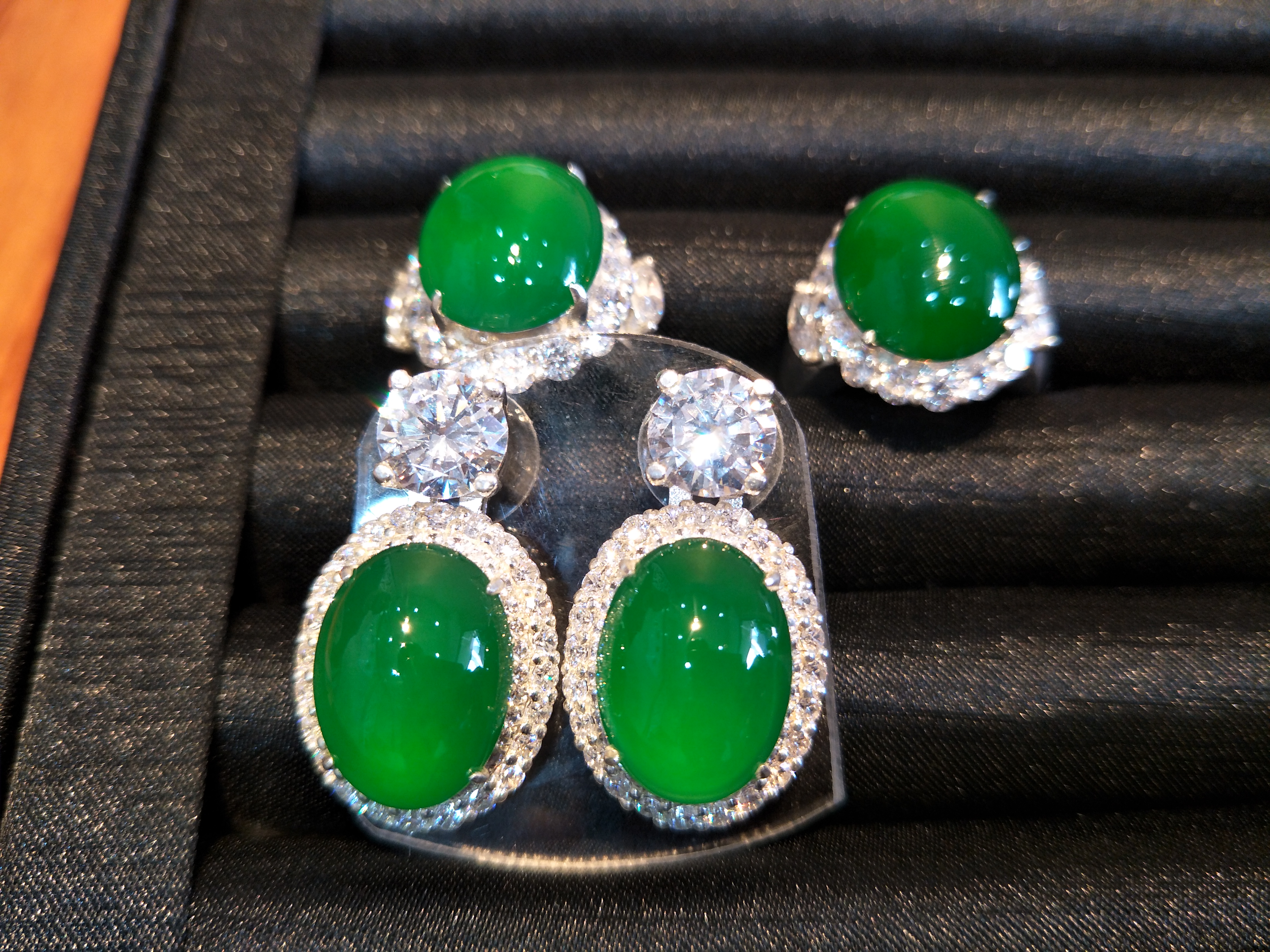 分享翡翠的估价要素,如何评价一块翡翠的价值? 第7张