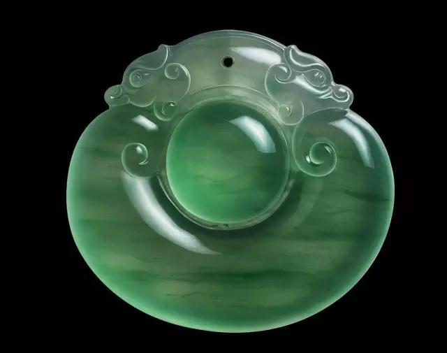 冰种翡翠笑佛吊坠翡翠价值与价格的关系推理分析，实在是太经典啦  第6张