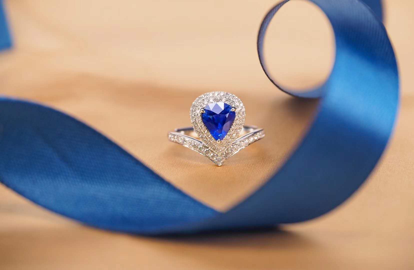 什么颜色的宝石更有价值呢？  第2张