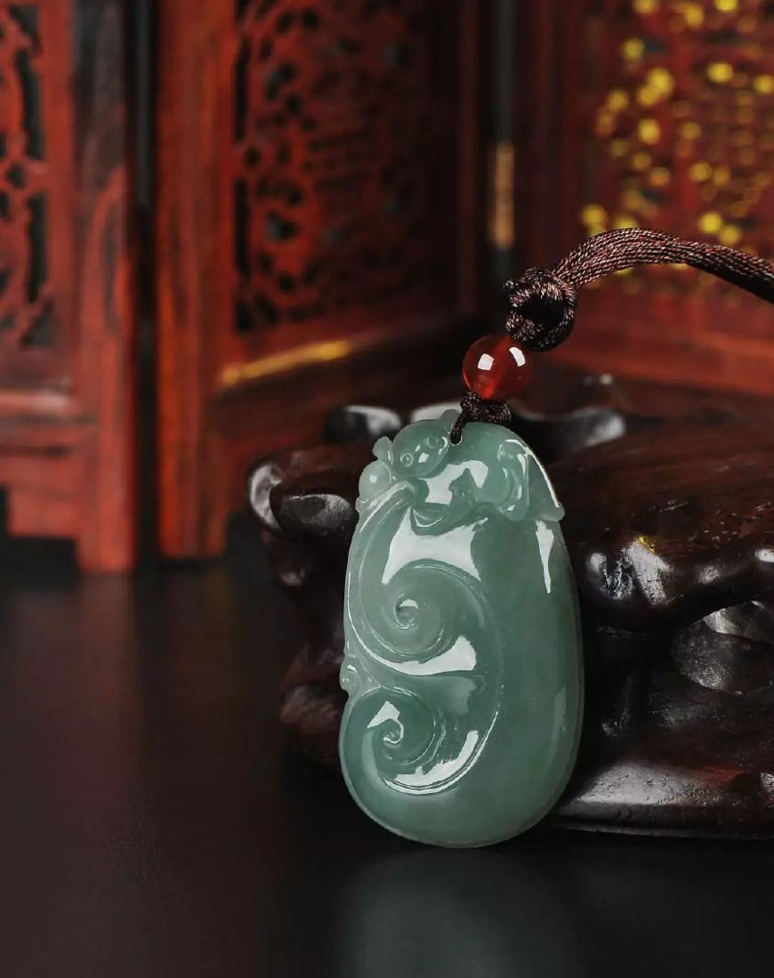 冰种翡翠小葫芦翡翠的“花青”、“干青”、“油青”和“蓝水”的简单对比  第6张