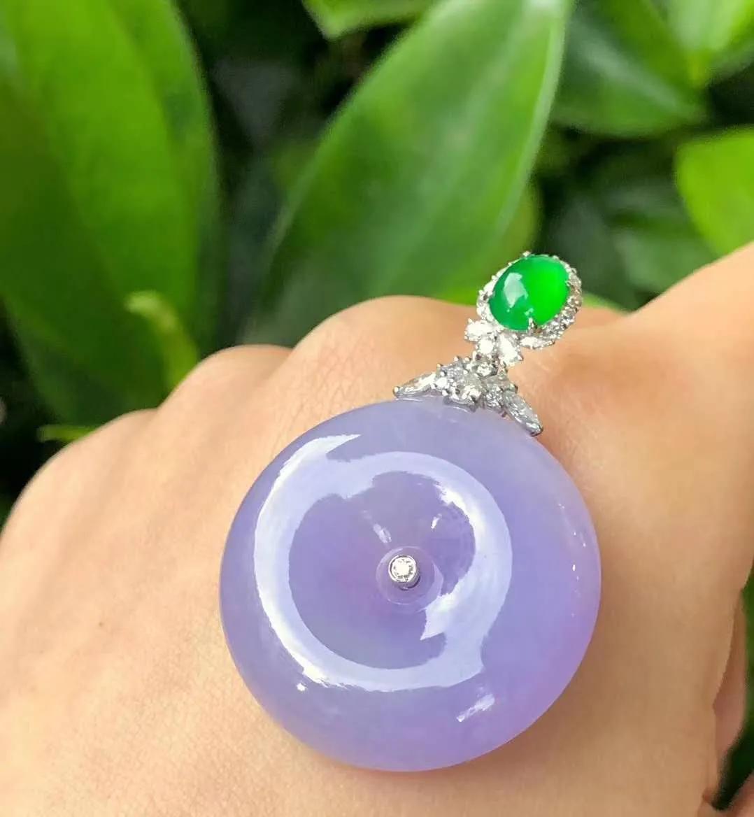 翡翠玉石简介谁说紫罗兰不值钱，只是你没买对而已~这对手镯1.9亿  第17张