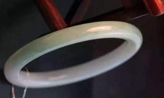 翡翠手镯：5分钟让你看明白自己手镯的真实价格  第4张