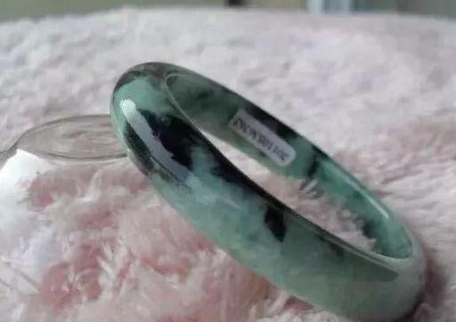 翡翠手镯：5分钟让你看明白自己手镯的真实价格  第7张