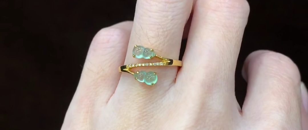 买翡翠，价格由什么来决定？  第1张