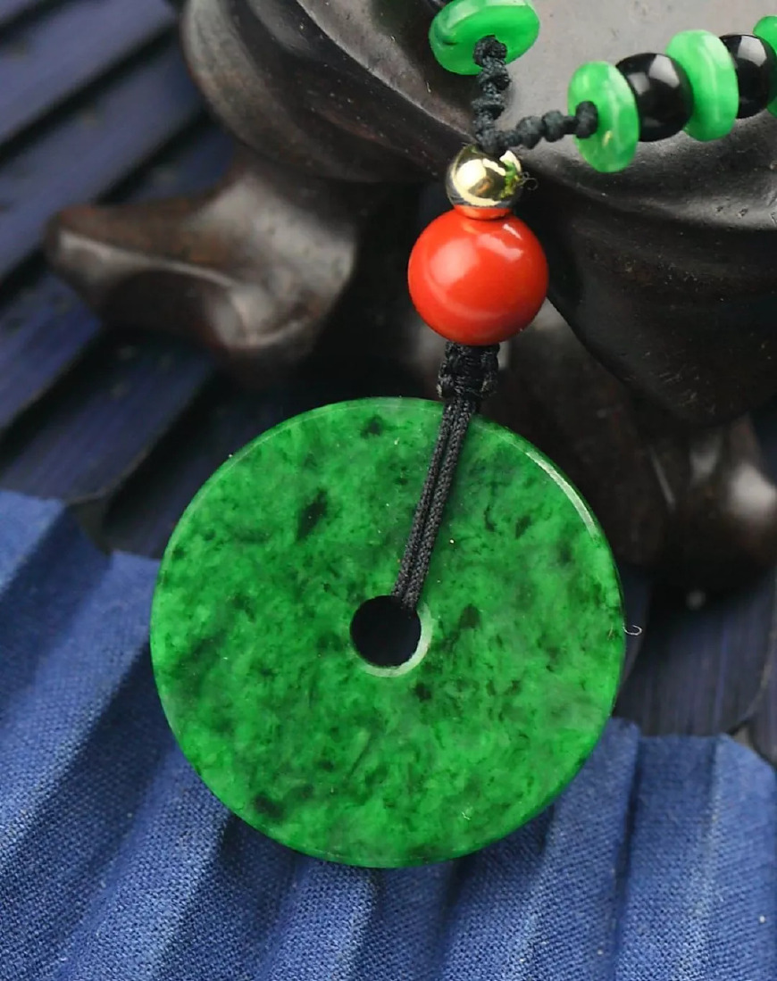 冰种翡翠小葫芦翡翠的“花青”、“干青”、“油青”和“蓝水”的简单对比  第4张