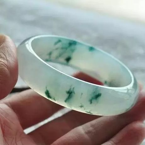 翡翠手镯大体估价攻略！  第7张