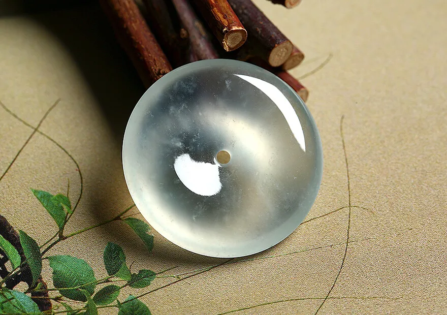 翡翠不只有绿色值钱，这四种例外！！！  第2张