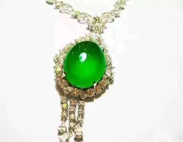 翡翠原石木纳怎么看顶级，极品翡翠，有人一辈子没见过！有钱或许都买不到了吧  第20张