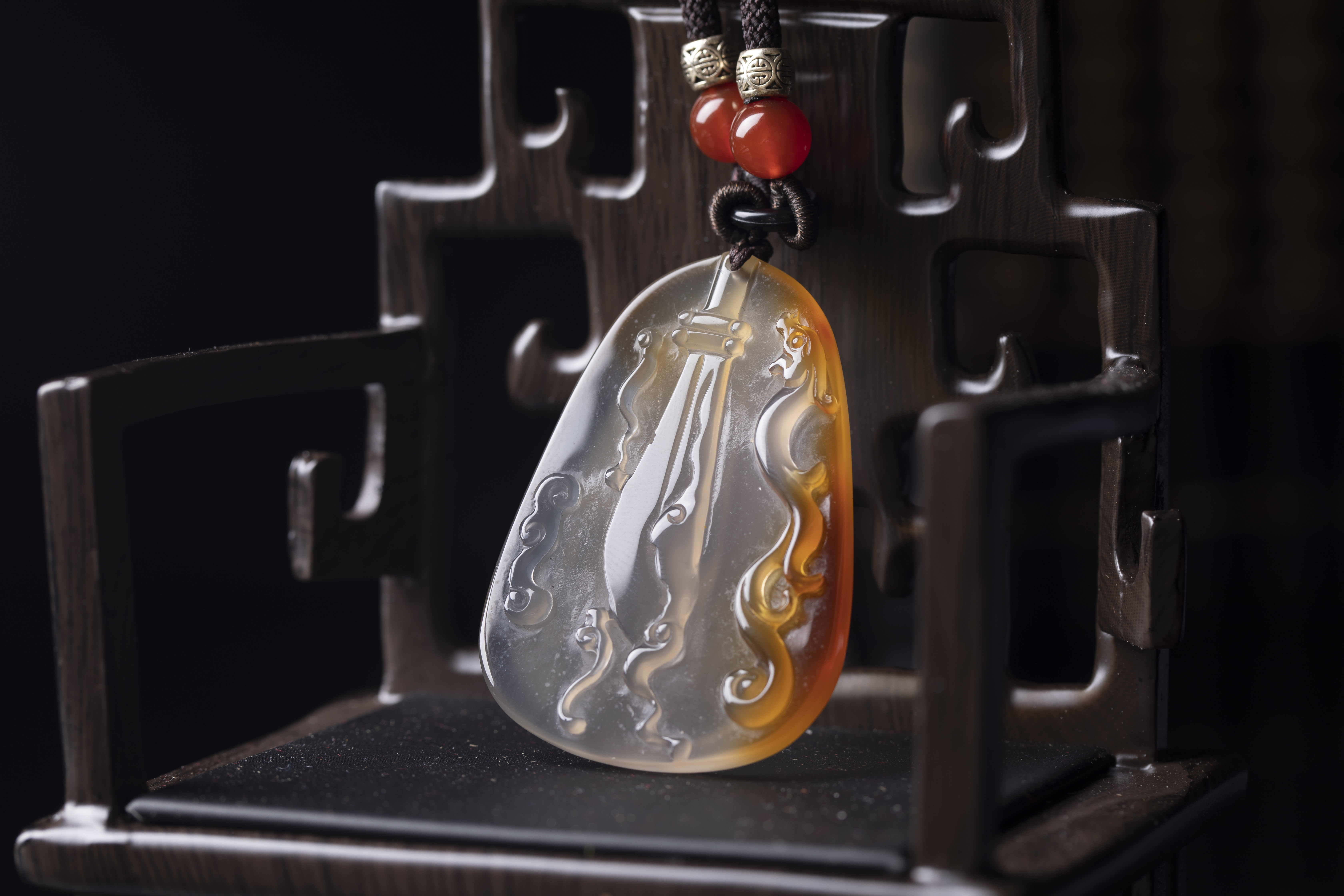 翡翠价格都是炒作？了解这7点，你才能重新认识翡翠的价值  第10张