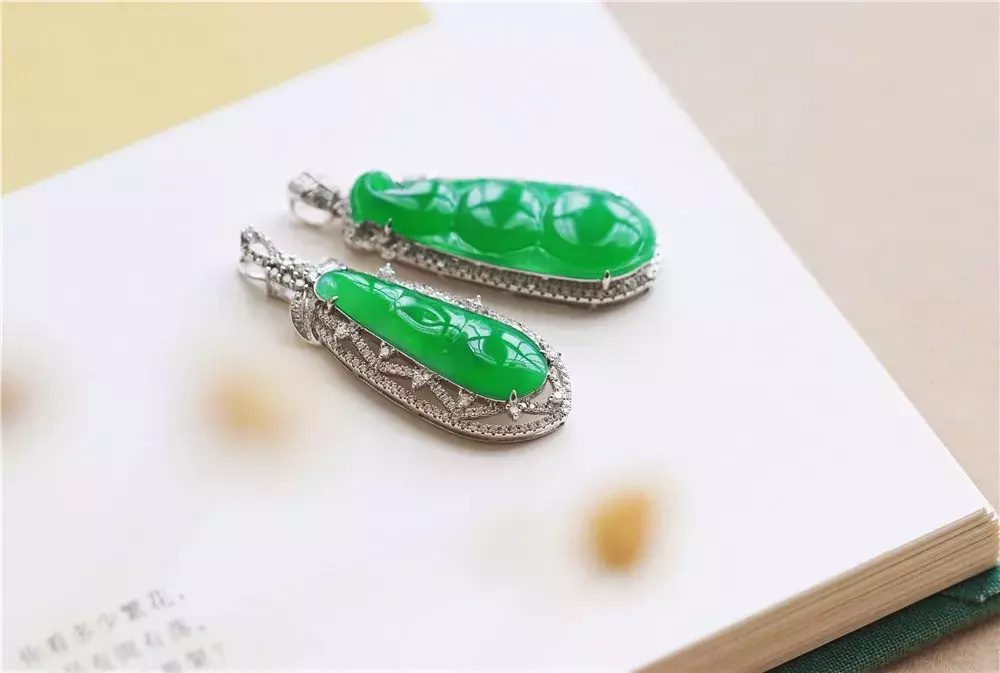 翡翠中的“种水货”和“色货”  第14张