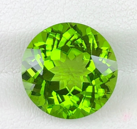 冰种翡翠片料这几种宝石物美价廉，物超所值，色泽赏心悦目，晶莹剔透  第3张