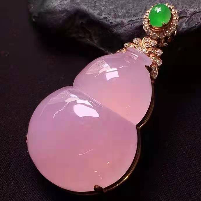 玉石市场一片低迷，是大家都缺钱了？  第2张