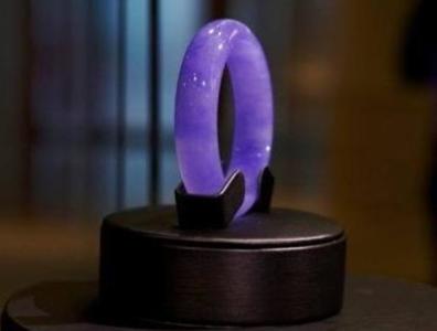 紫色翡翠居然这么多种，每种颜色都漂亮，收藏升值空间大，学到了  第5张