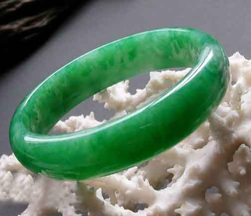 如何知道翡翠是冰种翡翠有这么多种绿，你说的绿是什么绿  第5张