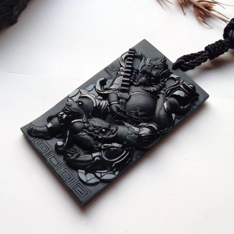 听说各类藏家都开始看好墨翠，墨翠值钱吗  第8张