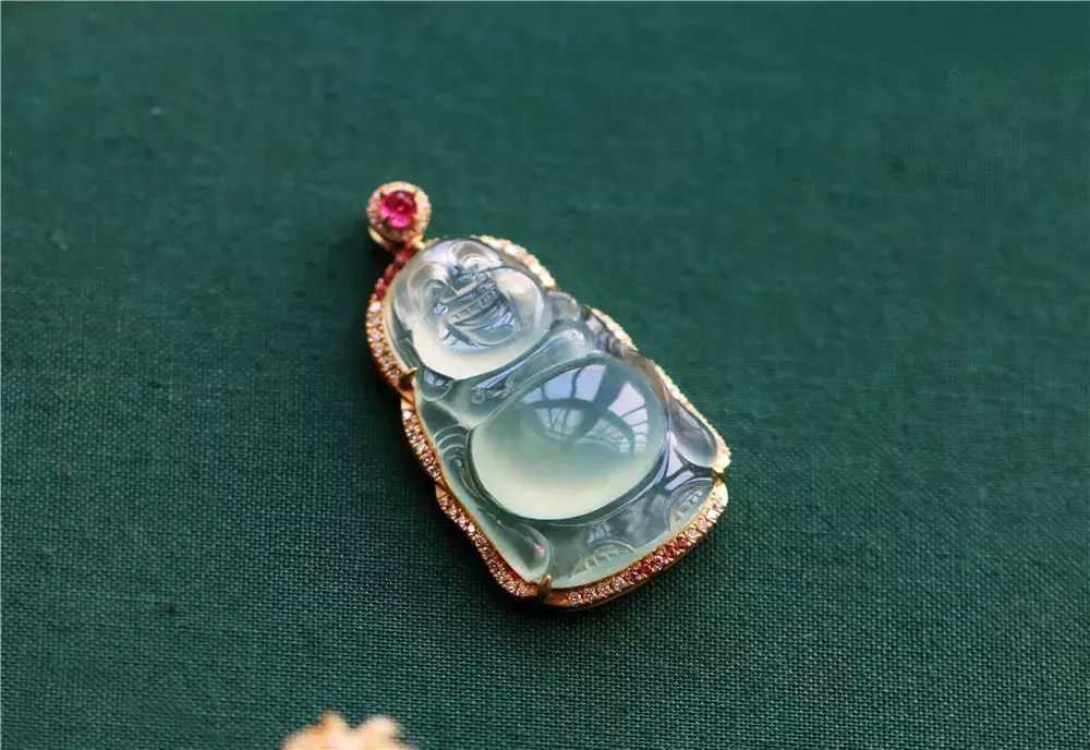 翡翠中的“种水货”和“色货”  第5张