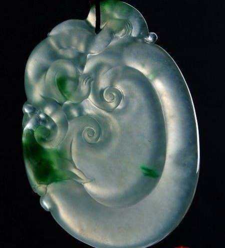 1000元左右的翡翠手镯都是翡翠，为何相差一个字价格就跌那么多呢？  第8张