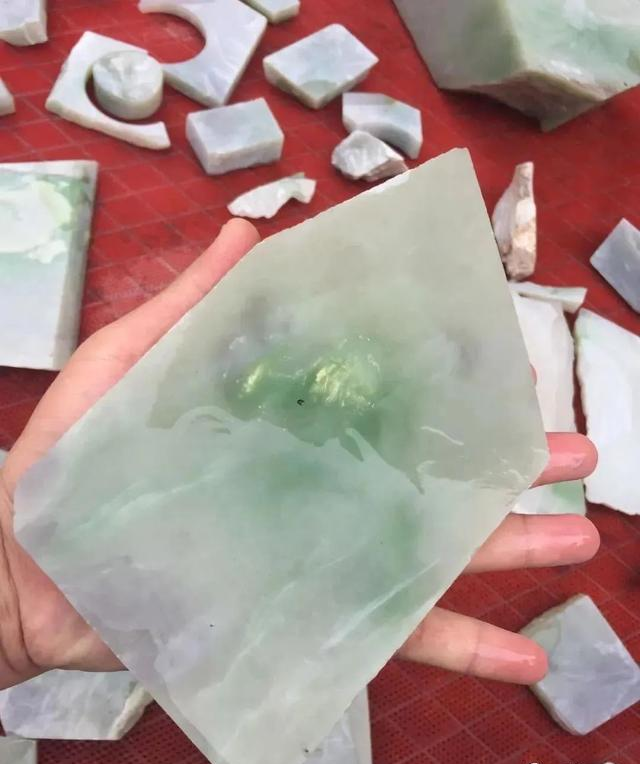 什么样的玉石适合收藏有升值价值？  第5张