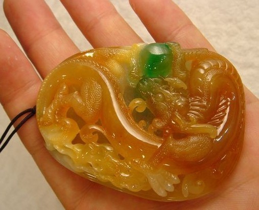 翡翠的价值主要从何评估呢？  第5张