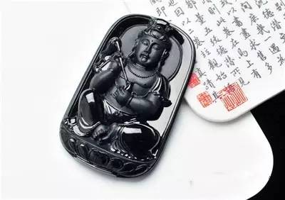 这块翡翠在十年里已经涨了十倍，你居然还不知道  第8张