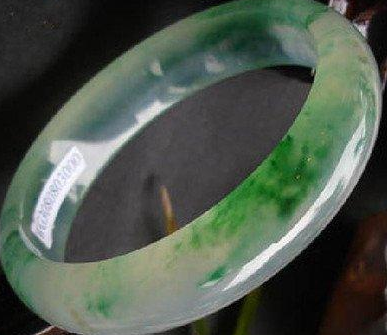 芙蓉种翡翠究竟贵在哪里  第6张