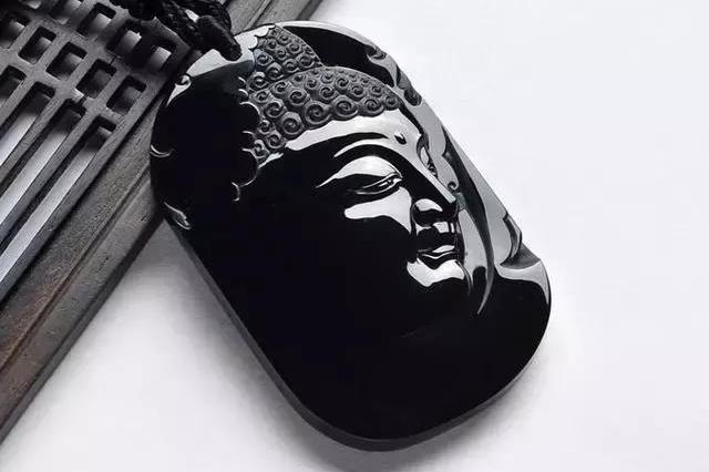 墨翠翡翠，精致的魅力低调的奢华，尽显男人魅力  第2张