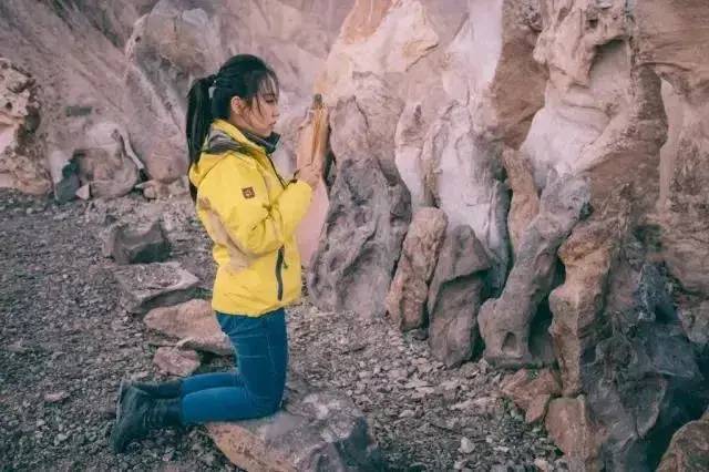 为什么正宗新疆和田玉很难买到？  第10张