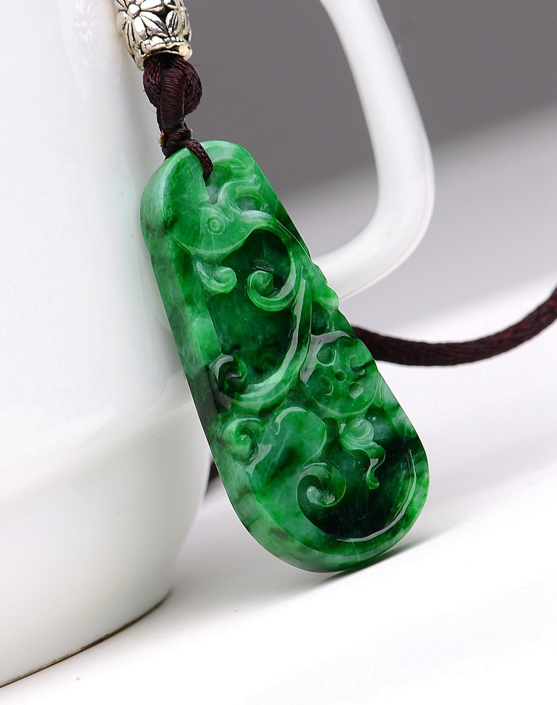 便宜的翡翠什么样？三种低价格翡翠，物美价廉  第3张