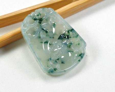 1000元左右的翡翠手镯都是翡翠，为何相差一个字价格就跌那么多呢？  第4张