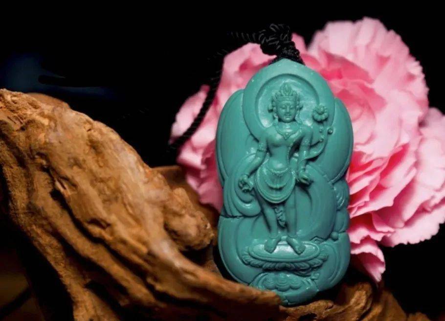 翡翠谷手镯中国四大名玉竟有两个版本？！绿松石和蓝田玉之争谁能更胜一筹？  第5张