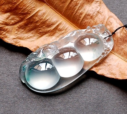 翡翠的价值主要从何评估呢？  第6张