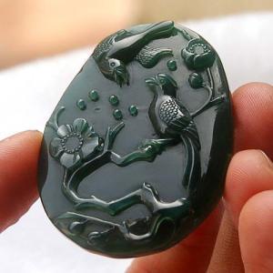 来聊聊蓝水翡翠的“蓝”，要蓝到什么程度才是好的呢  第9张