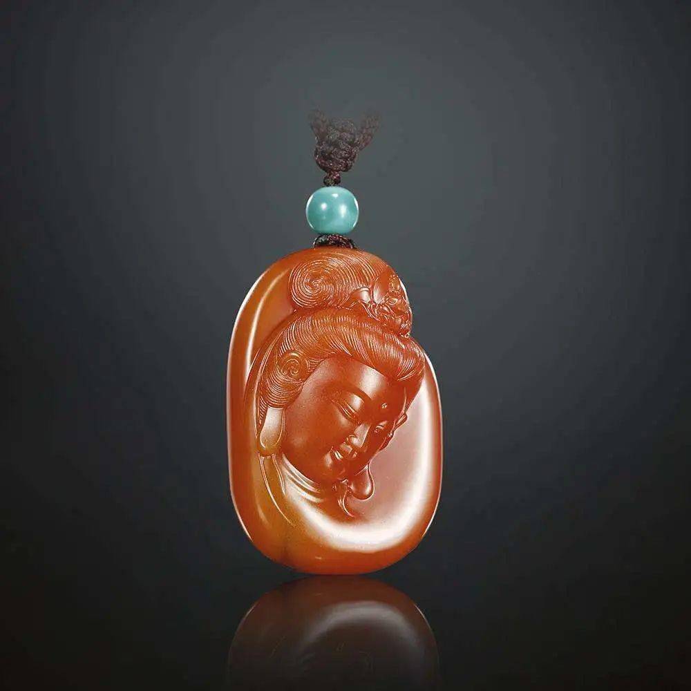 翡翠戒指几种颜色5年暴涨超百倍，跻身为大众的掌中宝！它凭什么？  第10张