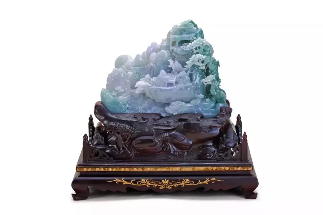 翡翠的颜色越多越值钱？千万别被骗了  第13张