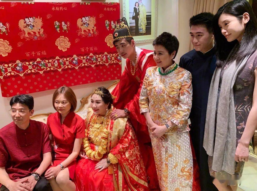 金鱼翡翠吊坠苏富比亿元成交一颗102.39克拉无瑕钻石，能够随身携带的“流通硬货”正是投资热门！  第6张