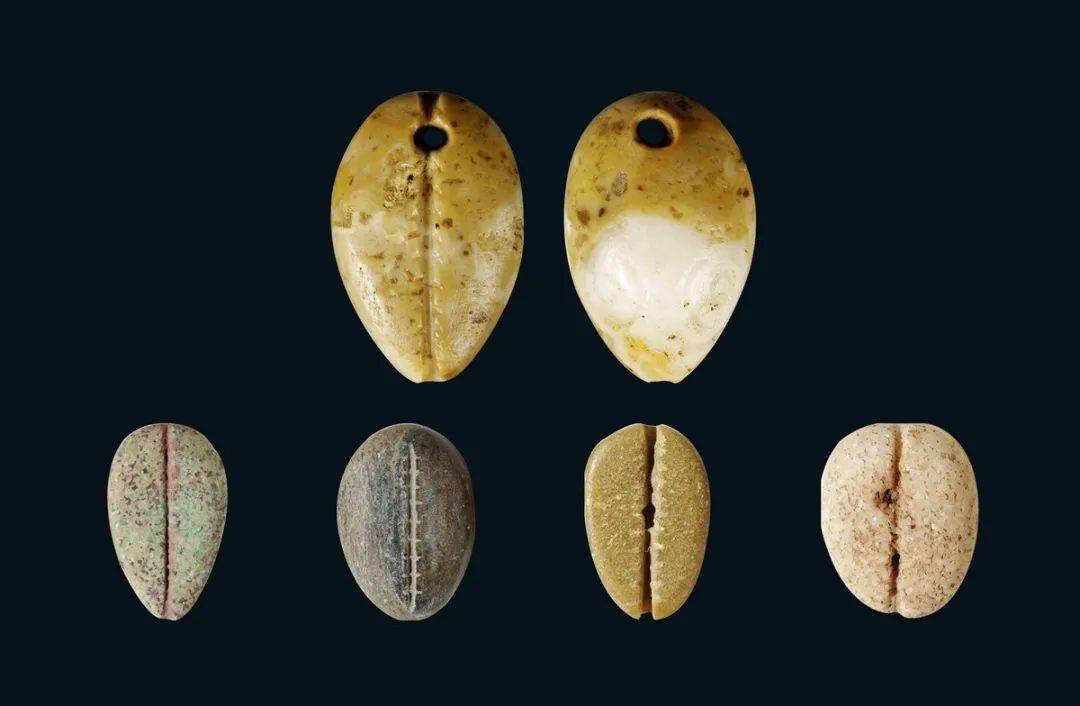 翡翠戒指几种颜色5年暴涨超百倍，跻身为大众的掌中宝！它凭什么？  第5张