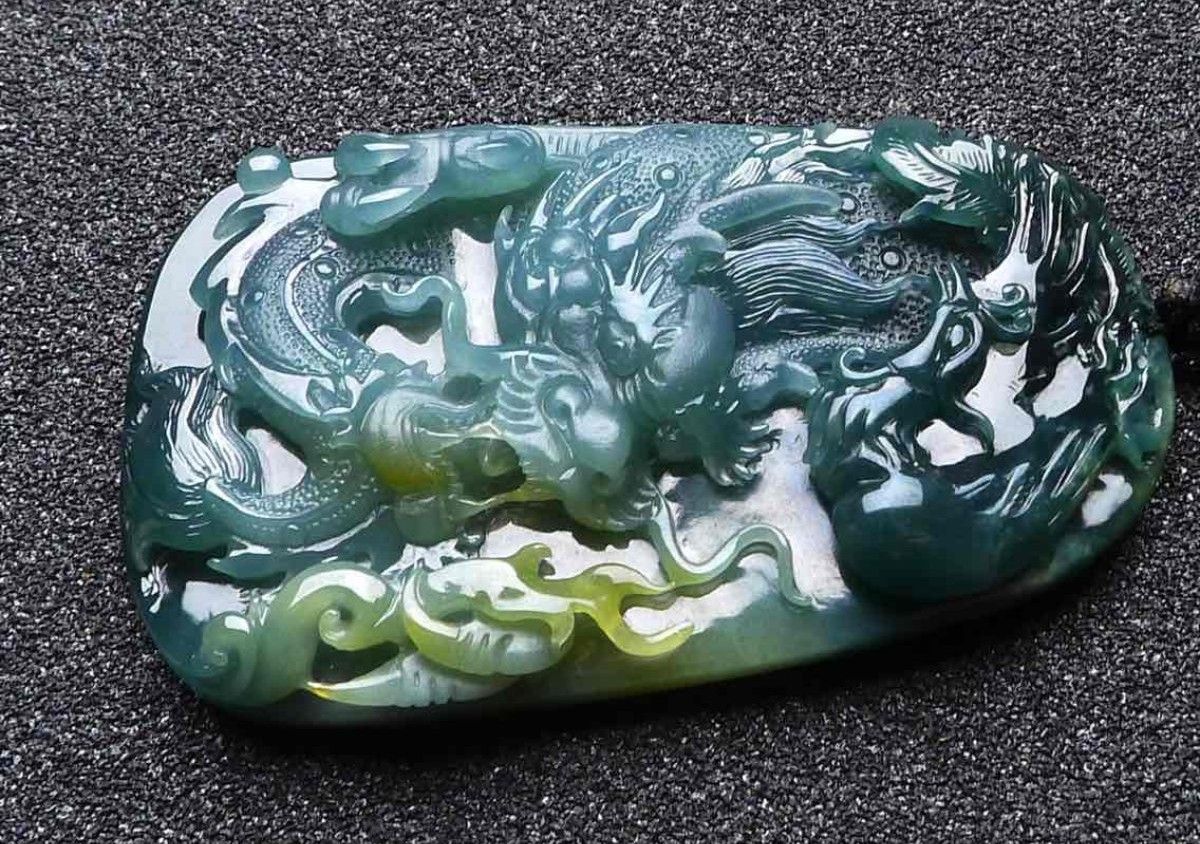 来聊聊蓝水翡翠的“蓝”，要蓝到什么程度才是好的呢  第4张