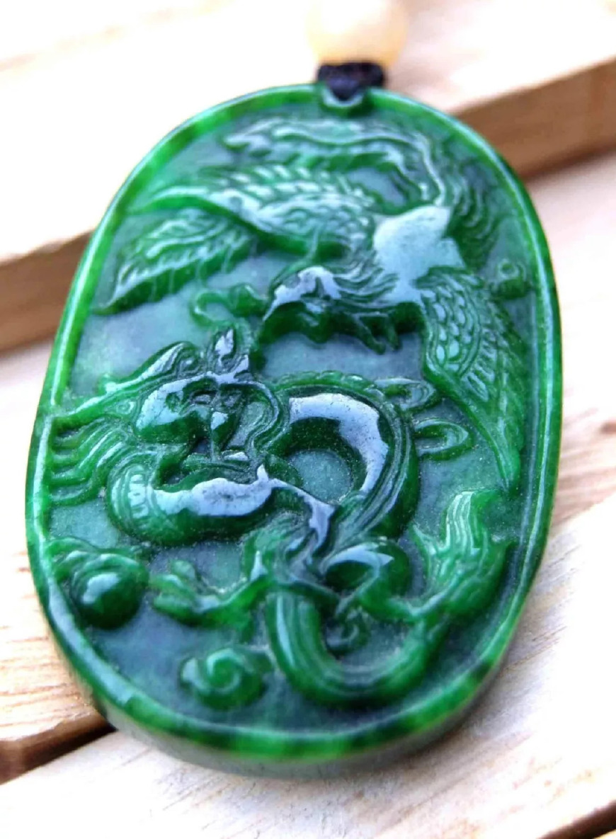 冰种翡翠小葫芦翡翠的“花青”、“干青”、“油青”和“蓝水”的简单对比  第3张