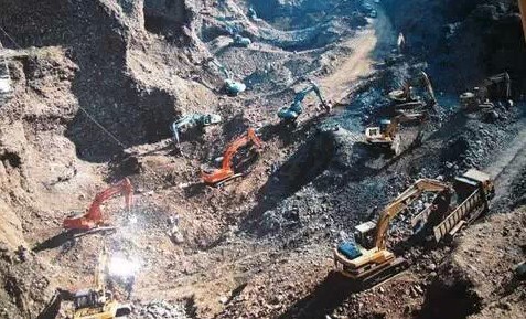 高冰白圆珠翡翠项链翡翠为什么这么贵？——勇敢的心 不菲的价  第3张