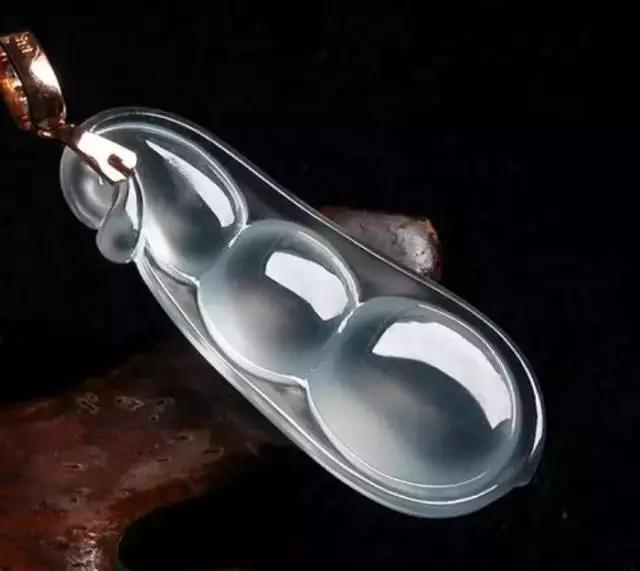 价格一年翻几倍,玻璃种的不断突破  第3张