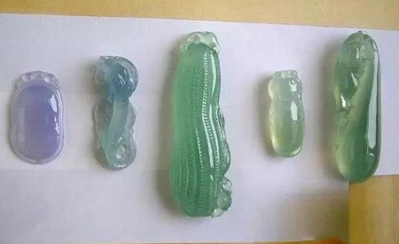 八年前买的翡翠如今涨价十倍！原来它才是潜力股！  第2张