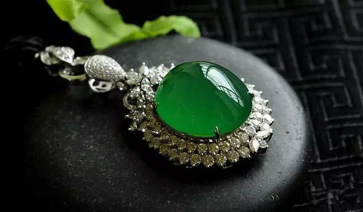 翡翠真正的价值是什么，翡翠的价值有哪些？  第4张