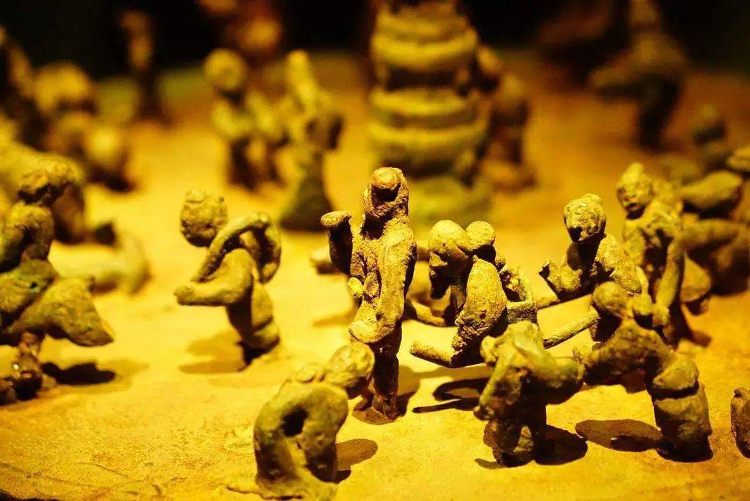 翡翠戒指几种颜色5年暴涨超百倍，跻身为大众的掌中宝！它凭什么？  第6张